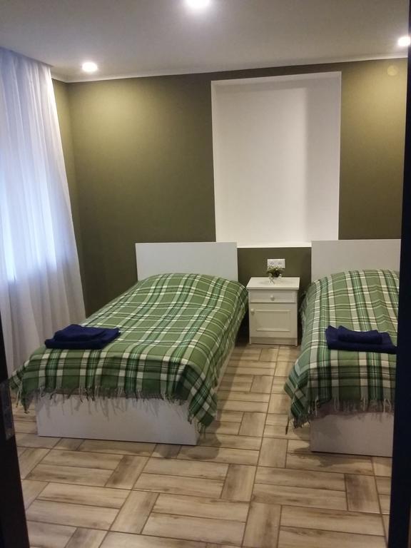 Guest House Mart Villa Martvili Extérieur photo