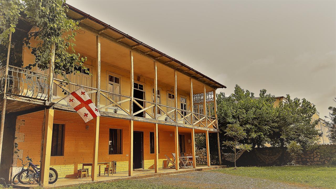 Guest House Mart Villa Martvili Extérieur photo