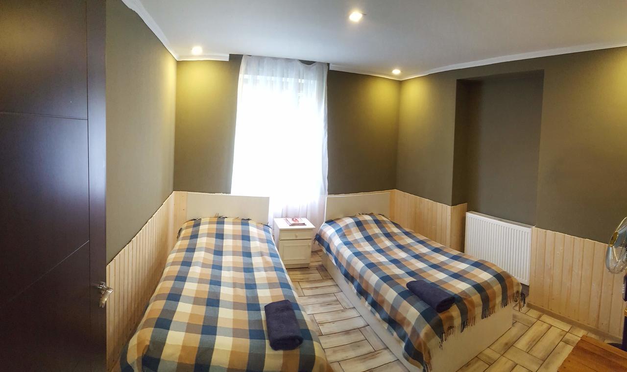 Guest House Mart Villa Martvili Extérieur photo